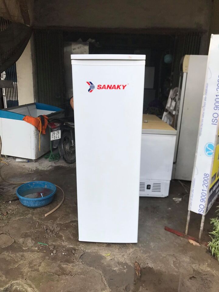 Tủ Đông Đứng 230L VH-230HY Cũ Giá Rẻ